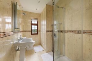 Photo 19- click for photo gallery